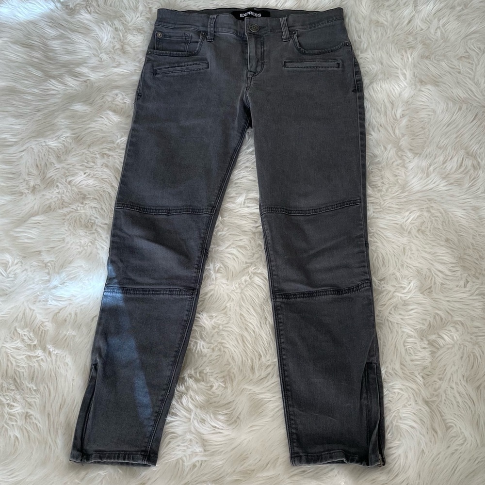 women’s petite jeans • Size 2S • mid rise ankle stretch jeans
